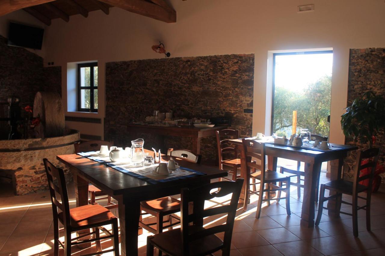 Bed and Breakfast Antico Casale Джоїоза-Мареа Екстер'єр фото