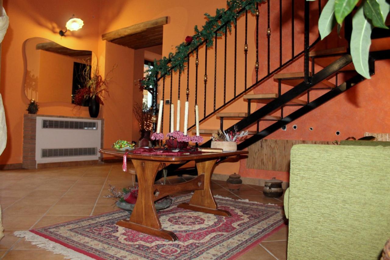 Bed and Breakfast Antico Casale Джоїоза-Мареа Екстер'єр фото
