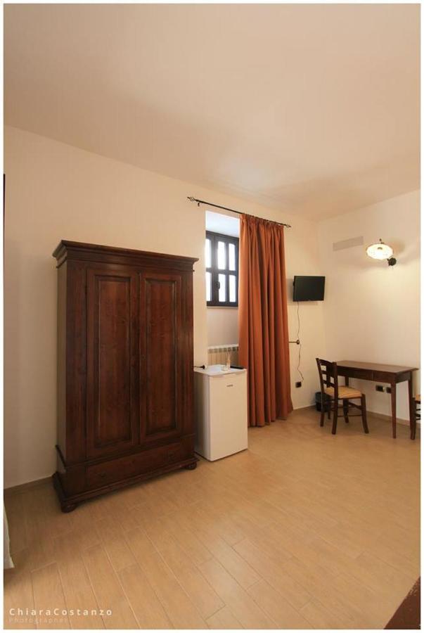 Bed and Breakfast Antico Casale Джоїоза-Мареа Екстер'єр фото